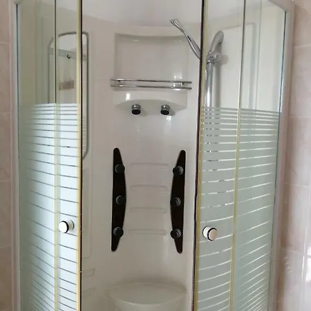 Maison Individuelle Et Piscine